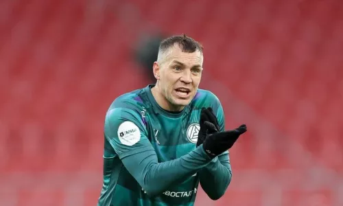 ФК Акрон, Заур Тедеев